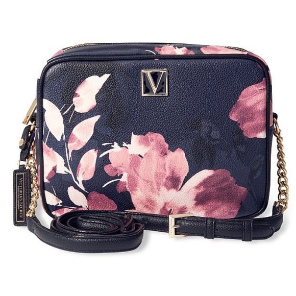 VS the Victoria zip top crossbody purse NWT